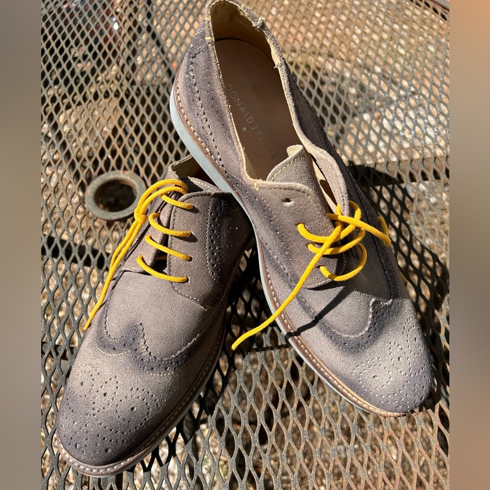 Donald J Pliner Mens Grey Wingtip Suede Oxford Shoes